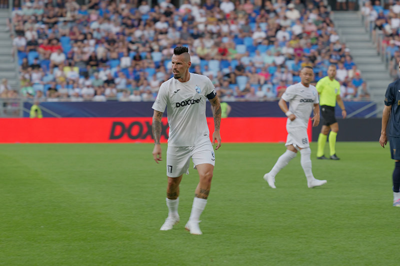 Punto17: Hamšík zatiahol ručnú. My sme mu zatlieskali a priniesli šou - Fotka Punto17: Hamšík zatiahol ručnú. My sme mu zatlieskali a priniesli šou - Fotka